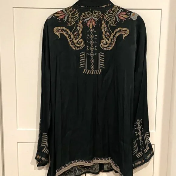 Johnny Was Biya Green Embroidered Button up Tunic Top - Picture 2 of 5